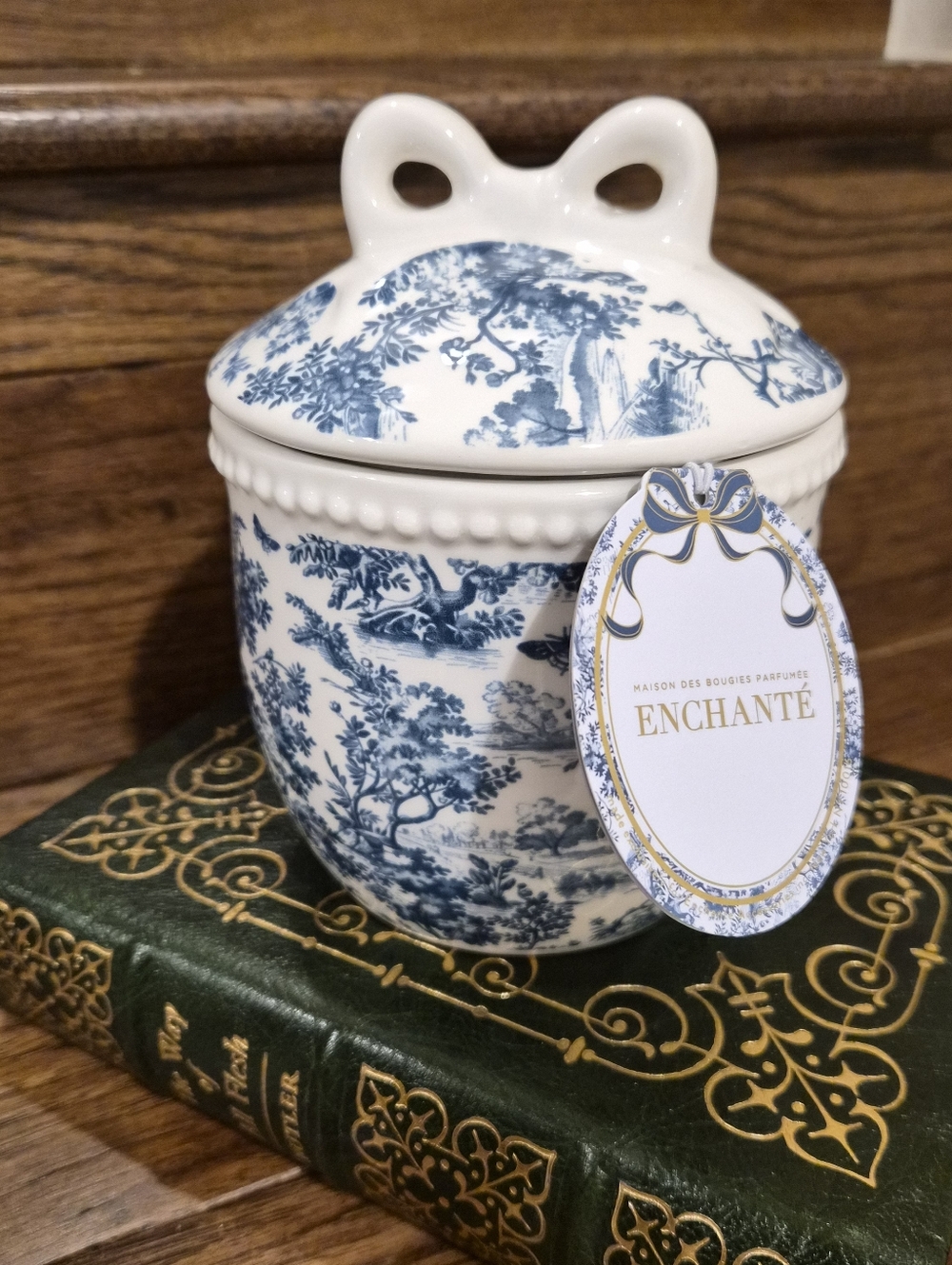 Enchante Blue & White Candle Ceramic Jar with Lid NWT